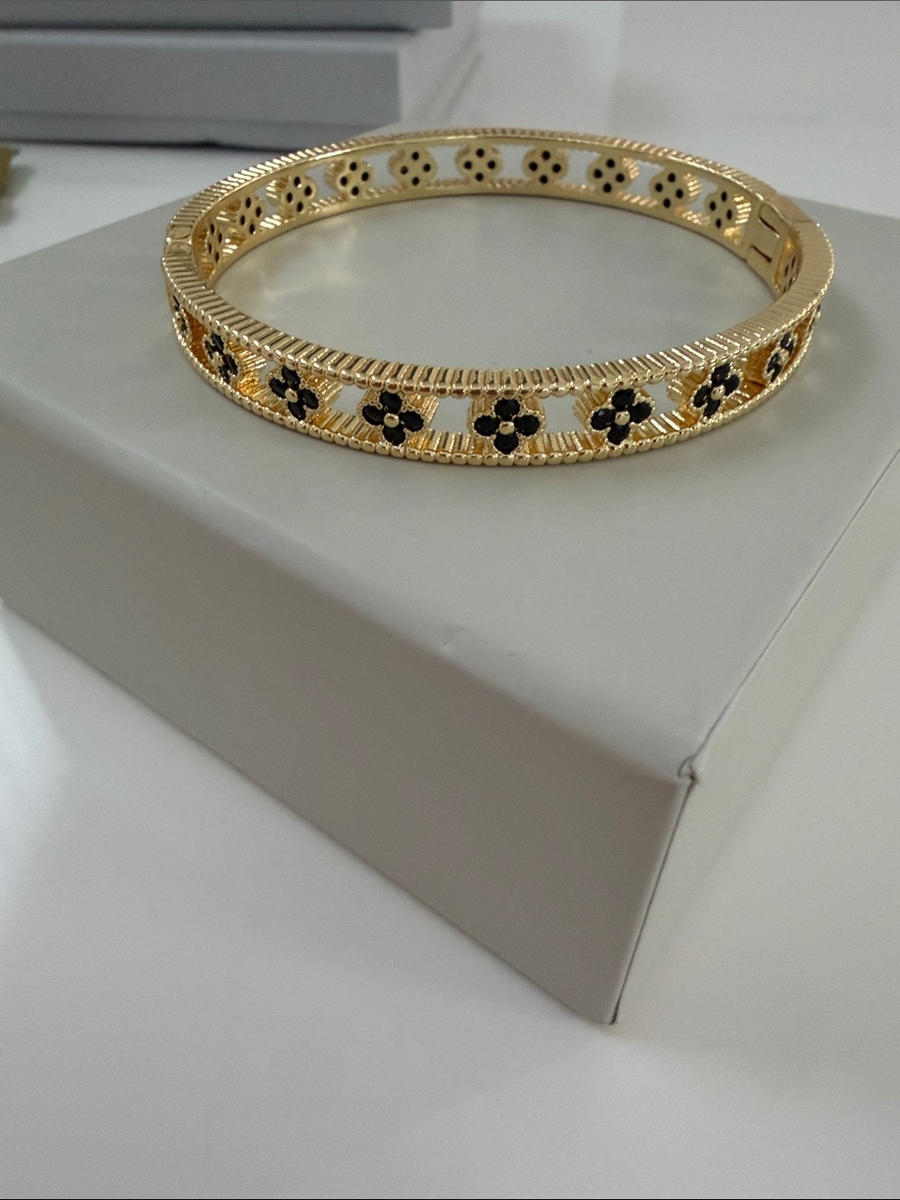 Gold Clover Accent Bangle Bracelet - Black & Gold